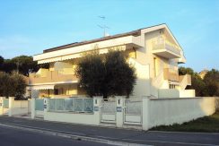 Quadrilocale indipendente in vendita Pinarella