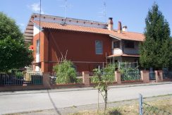 Villa bifamiliare in vendita a Mirabilandia