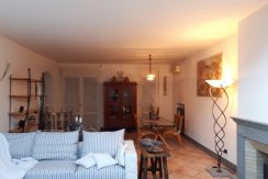 Ampio appartamento in vendita a Ravenna centro soggiorno