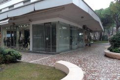 Affitto negozio in centro a Milano Marittima