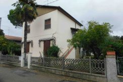 Casa in vendita a Castiglione