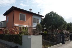 Bilocale con mansarda a Pinarella in vendita