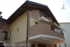 Monolocale mansardato in vendita a Pinarella