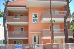 Appartamento in palazzina a Pinarella
