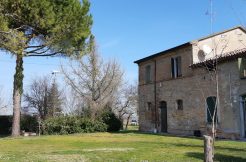 Casolare nella campagna di Cervia