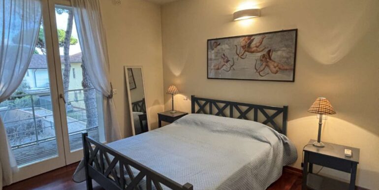 1002095929-8IMG_2834_page-0005