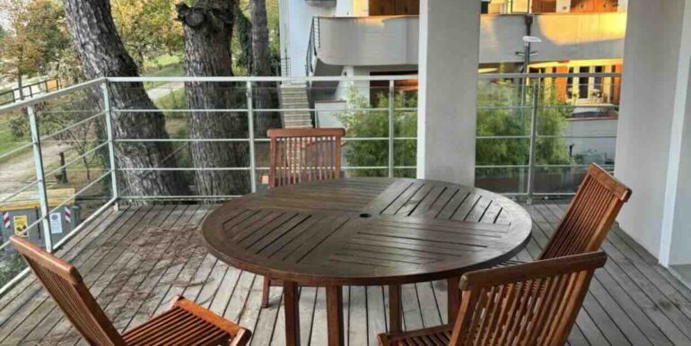 1002095953-4IMG_2817_page-0002