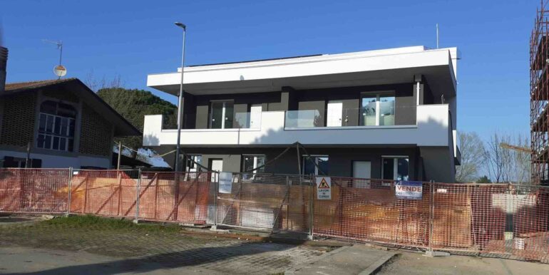 Trilocale con giardino a Cervia