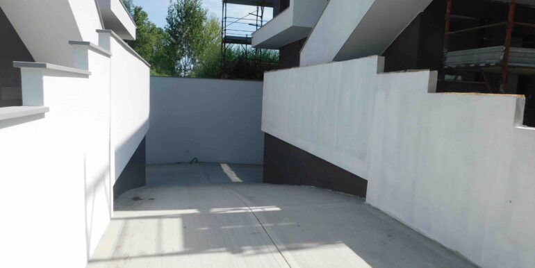 28 Rampa garage